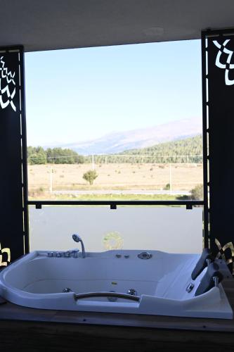 Vruća kupka, La Ruota Hotel Sharr in Dragash