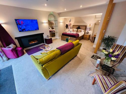 497591986 Windermere Boutique Hotel Spa Suites & Hot Tubs