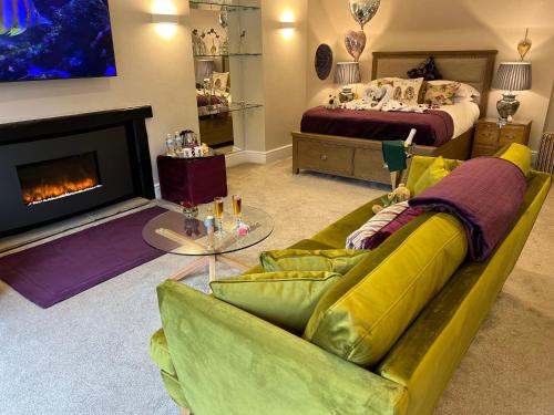 497591992 Windermere Boutique Hotel Spa Suites & Hot Tubs
