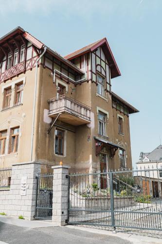 المنظر الخارجي, Executive 2-Bdrm central suite in usti nad Labem