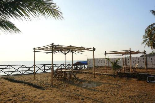 Villa Apedia Anyer, 3 Kamar, Pantai Pasir Putih