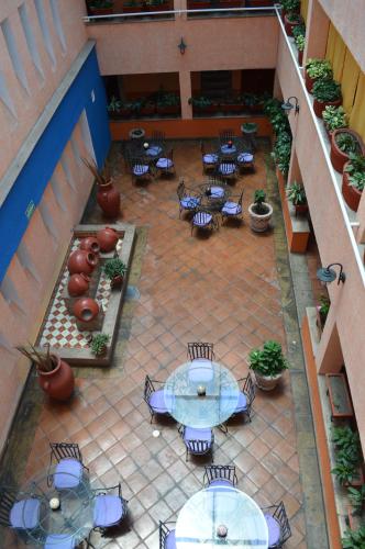 Hotel La Rienda Mision Tequillan