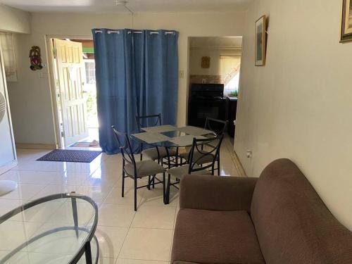 1 BDR Apt #3 at Ramparts Near Sangster Airport, Montego Bay (zdjęcie 4)