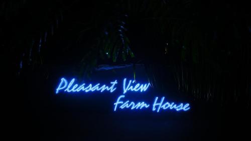 Pleasant view farm house