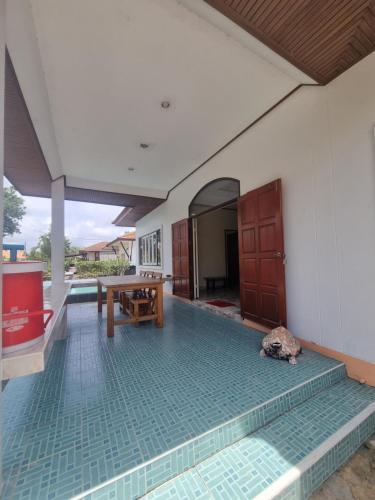 Mae Rampung Beach House Pool Villa