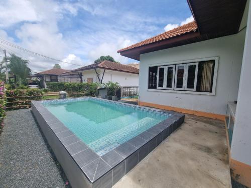 Mae Rampung Beach House Pool Villa