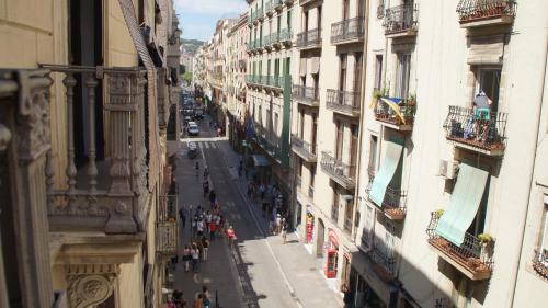 Instalaciones, Hostal MiMi Las Ramblas in Barcelona