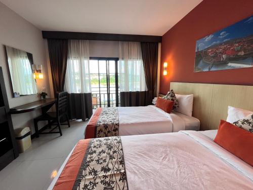 Chiangkhong Teak Garden Riverfront Onsen Hotel- SHA Extra Plus