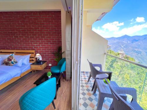 Hotel Pinerock & Cafe, Mussoorie - Mountain View Luxury Rooms with open Rooftop Cafe