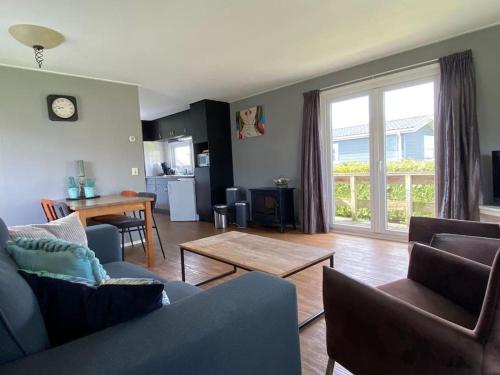 Chalet with 2 bedrooms for 4 people for rent in Hoorn Netherlands in Hoorn