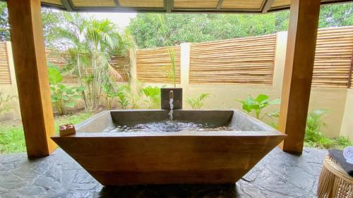 Open air bath, Villa Amuntai with Pool & Jacuzzi in Dinalupihan