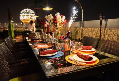 Restaurant, Sharz Hotel in Buraydah