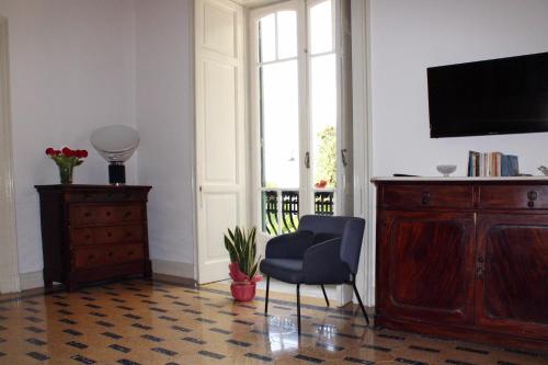 One-Bedroom Apartment image 10