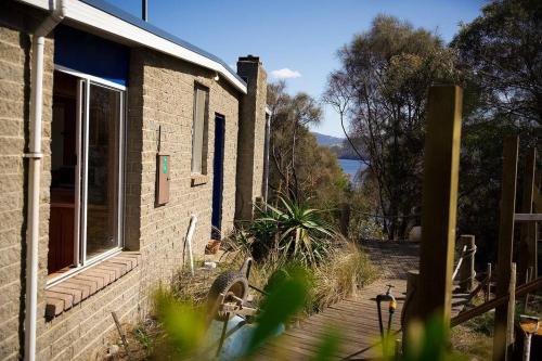 Killora Coastal Shack in Dennes Point