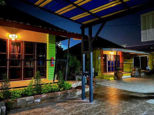 Exterior view, บ้านพักสิริ มุกดาหาร (Baan Siri Mukdahan ) in Mukdahan