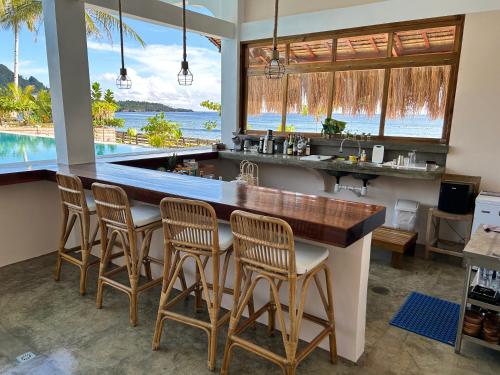 Bar/lounge, Yapak Beach Villas in San Isidro