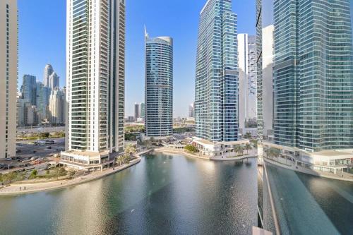 StoneTree - Sit Back Relax and Your New View Awaits - image 13