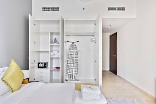 StoneTree - Sit Back Relax and Your New View Awaits - image 10