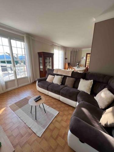 Villa Gesinacris avec piscine in Camaret-Sur-Aigues