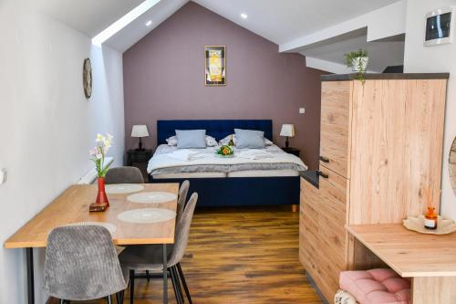 . Studio apartment OAZA