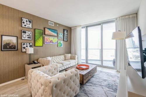 Lyfe Residence Building - Private apts over the beach - Tap to explore photos