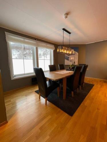 Leilighet i Oppdal - 4 soverom, 2 stuer og 2 bad in Опдал