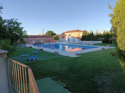 Úszómedence, CASA RURAL GALEX SARRION, Teruel in Sarrion