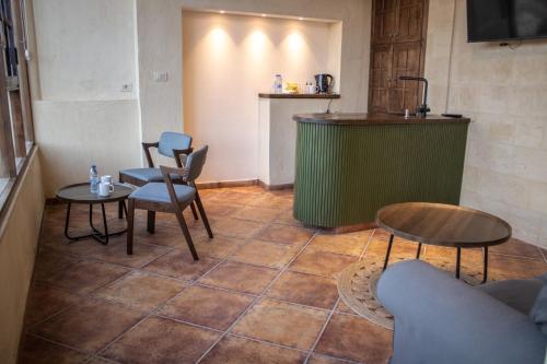 Facilities, Saraya locanda in Salt