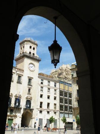  R-3- КОМНАТА в квартире для 1 человек в центре Аликанте in Alicante