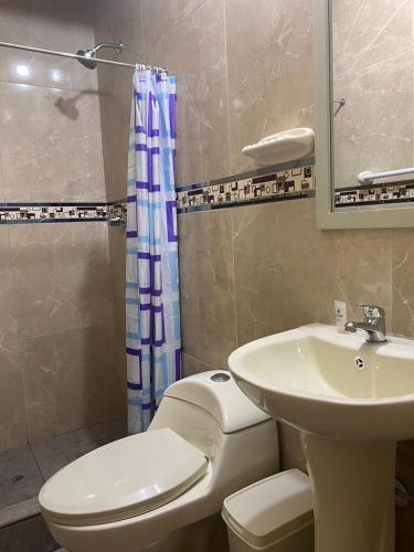 Double Room image 9