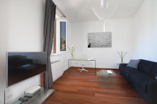 Oriana Homèl Roma, Roma (foto 6)