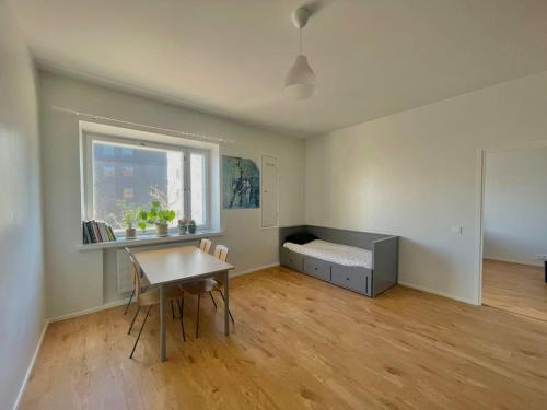 Atmospheric 2 rooms apartment in Hakaniemi