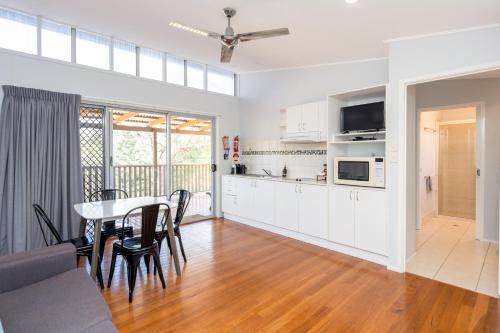 บริการและสิ่งอำนวยความสะดวก, Barrington Riverside Cottages in บาริงตั้น