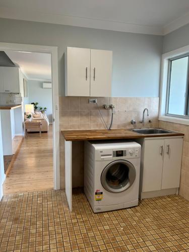 Linden Cottage Farm Stay in Cunningar