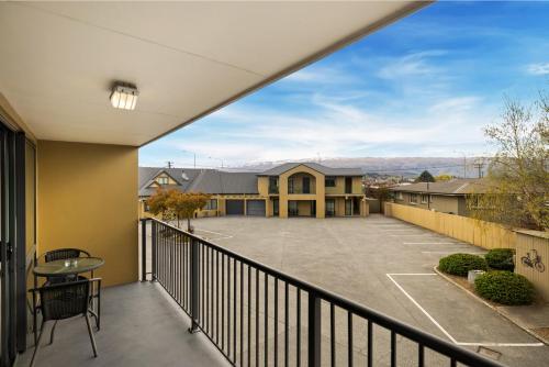 شرفة/ تراس, Avenue Motel in الكسندرا