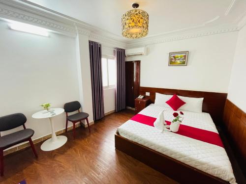 PHÚ GIA BÙI VIỆN HOTEl – Ho Chi Minh City, LA