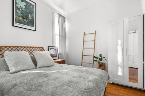 Pocket of Petersham - A Stylish Inner-West Retreat - image 8