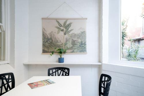 Coogee Classic - Coastal Gem Close to Beach - image 10