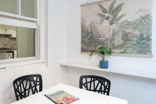 Coogee Classic - Coastal Gem Close to Beach - image 13
