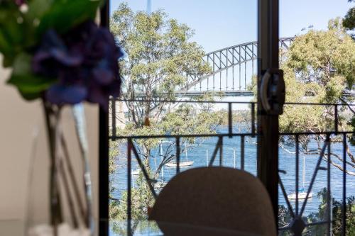 Harbourfront Art Deco Hall - Sought-after in Sydney - main image