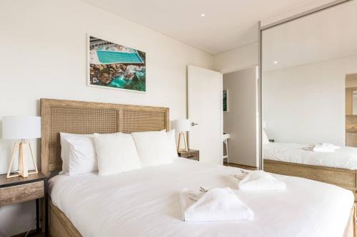 Bondi Beachfront Lifestyle - Ocean Views and Parking - image 9