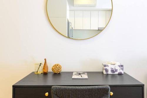 Lush Modern Sanctuary in the Heart of Surry Hills - main image