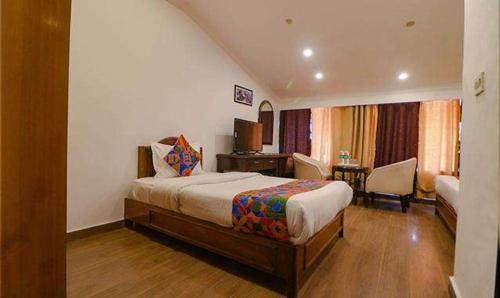 FabHotel Stay Comfort Mall Road