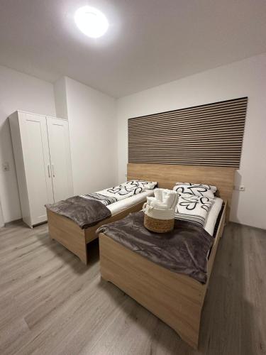 . Kleine Wohnung