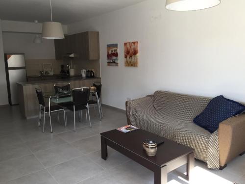 Niro Apartments - image 5