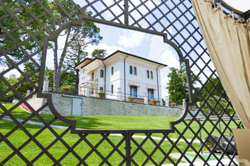  Villa Angela Luxury Relax in Desenzano del Garda