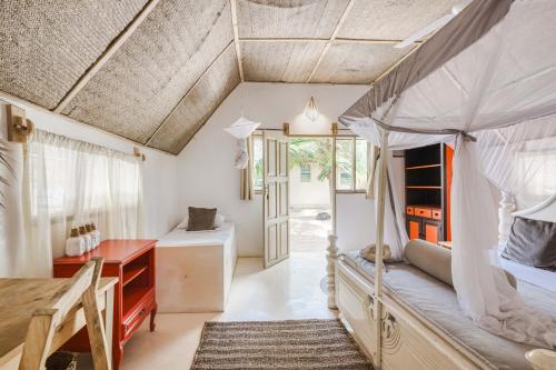 CInnamon Hotel Room Type - Deluxe Bungalow with Garden View