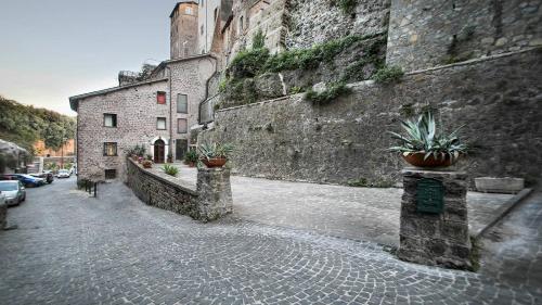 景觀, Le casette del borgo antico in 隆齊里奧內