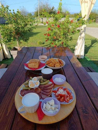 Maxim's house in Ponari