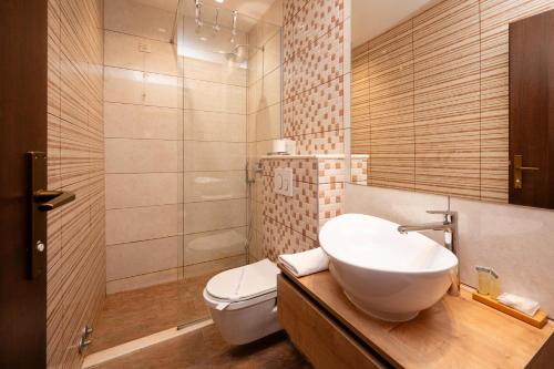 Heritage Hotel Tragos - image 2